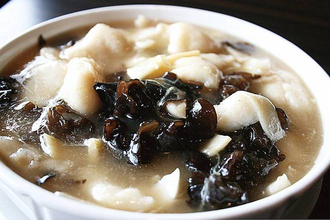Stir-Fried Basa Fillet with Wine Sauce 糟溜魚片